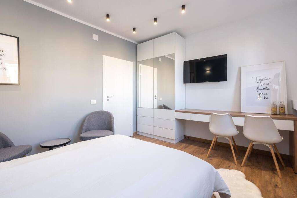 Stylish Apartament Magheru Boekarest Buitenkant foto
