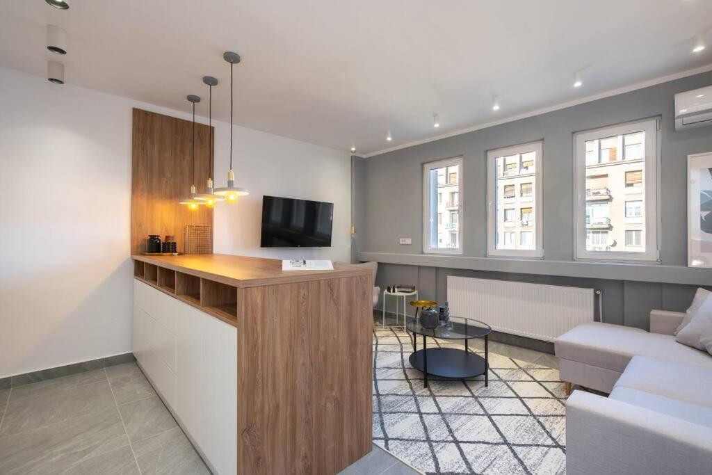 Stylish Apartament Magheru Boekarest Buitenkant foto
