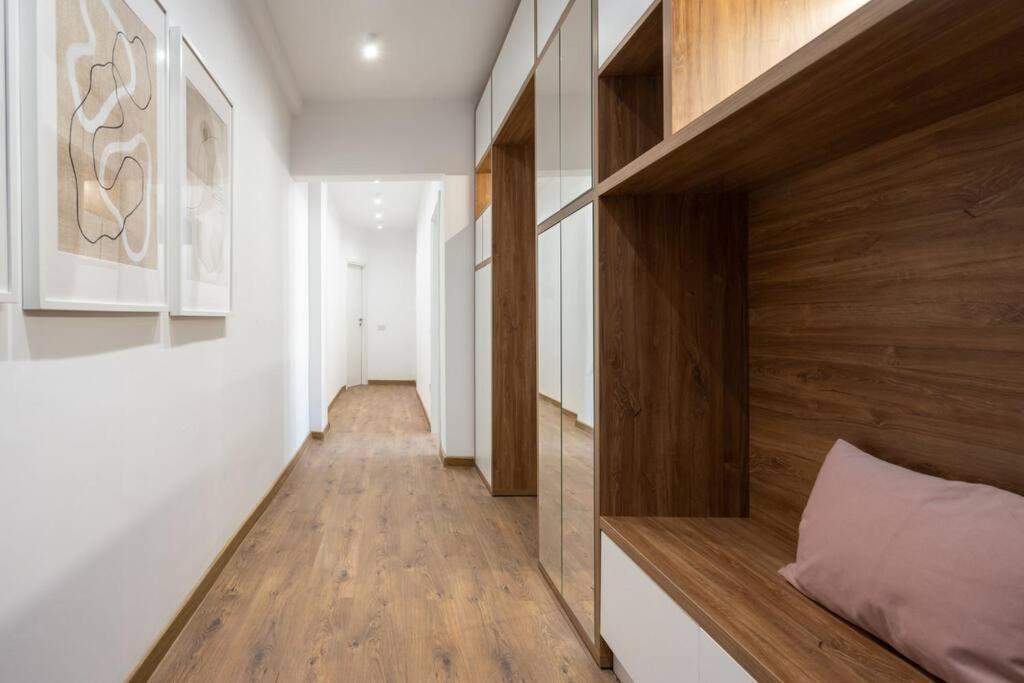 Stylish Apartament Magheru Boekarest Buitenkant foto