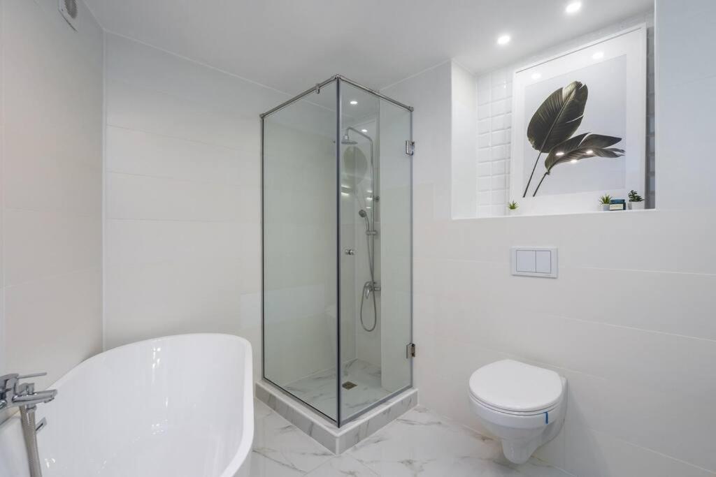 Stylish Apartament Magheru Boekarest Buitenkant foto