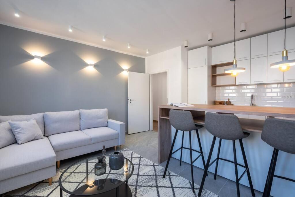 Stylish Apartament Magheru Boekarest Buitenkant foto