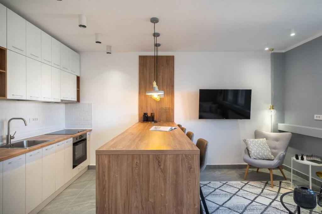 Stylish Apartament Magheru Boekarest Buitenkant foto